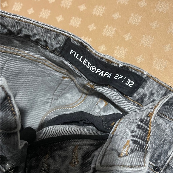Filles a Papa Distressed Gray Jeans - Picture 8 of 8